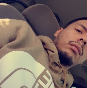 Meet your Posher, Max